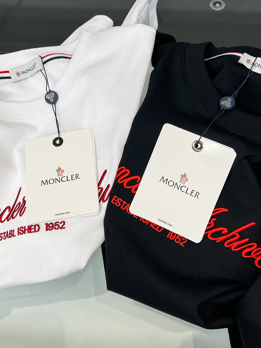 Men's T-Shirts MONCLER 18499337