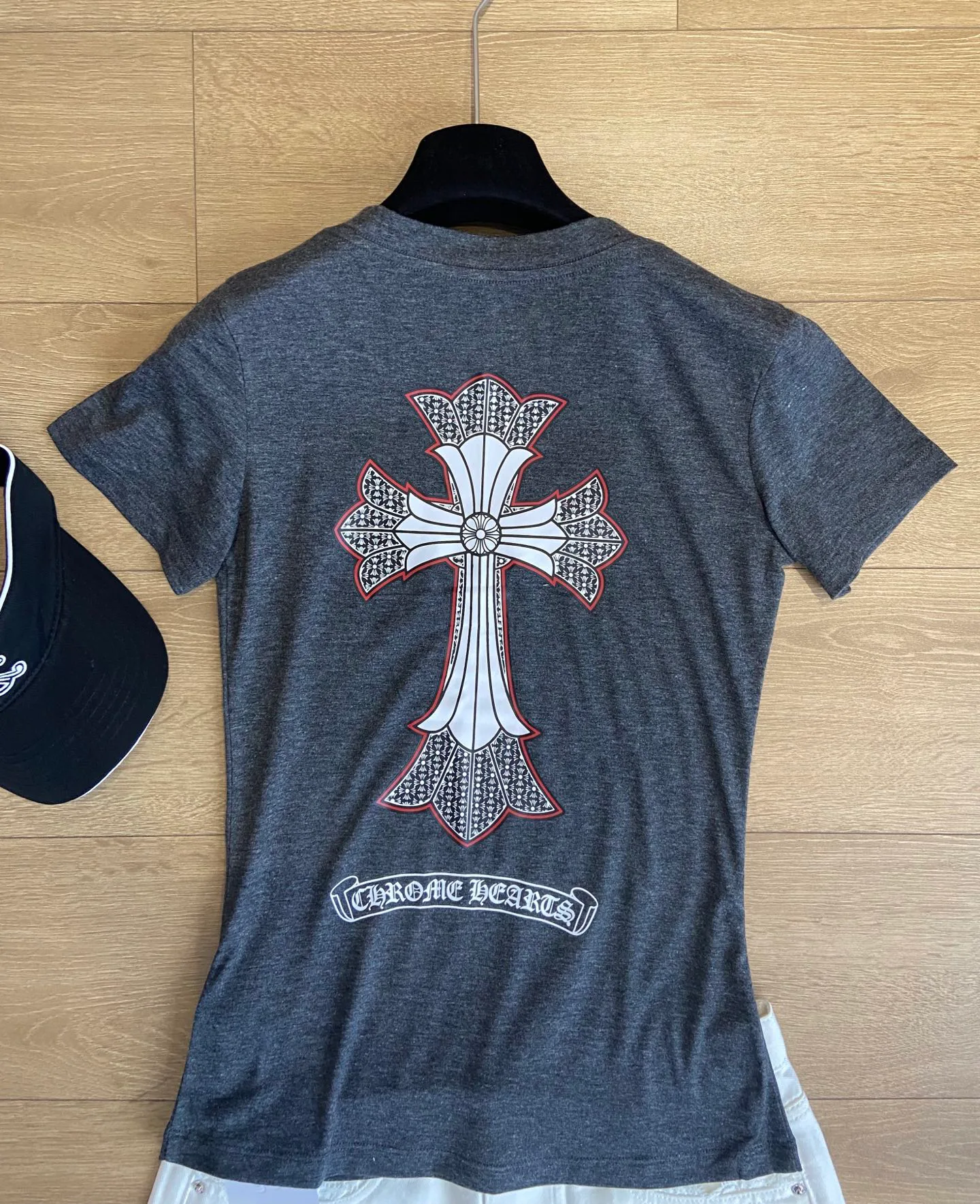 Women's T-Shirts CHROME HEARTS 17160001
