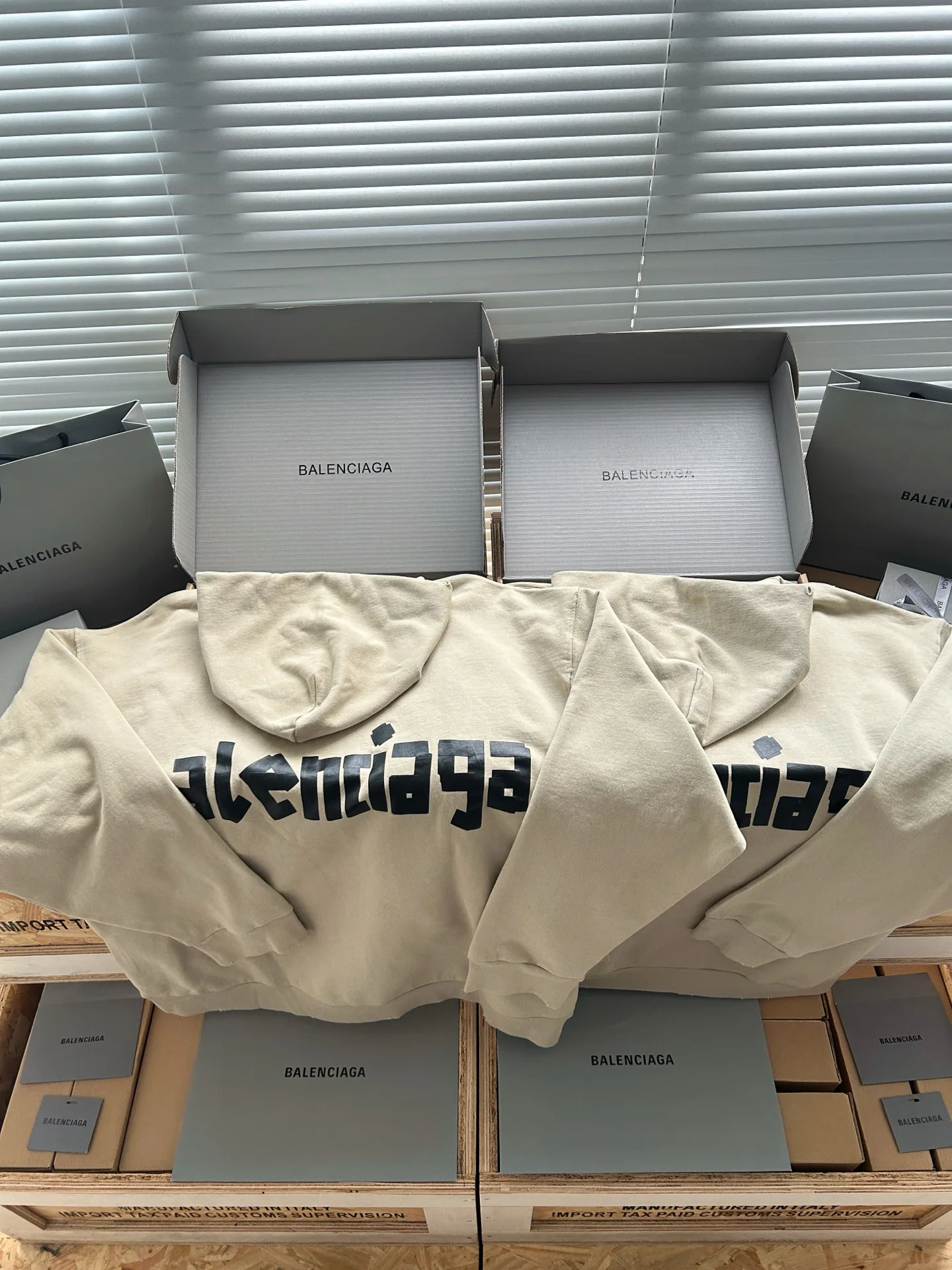 Футболки Мужские Balenciaga 18662956