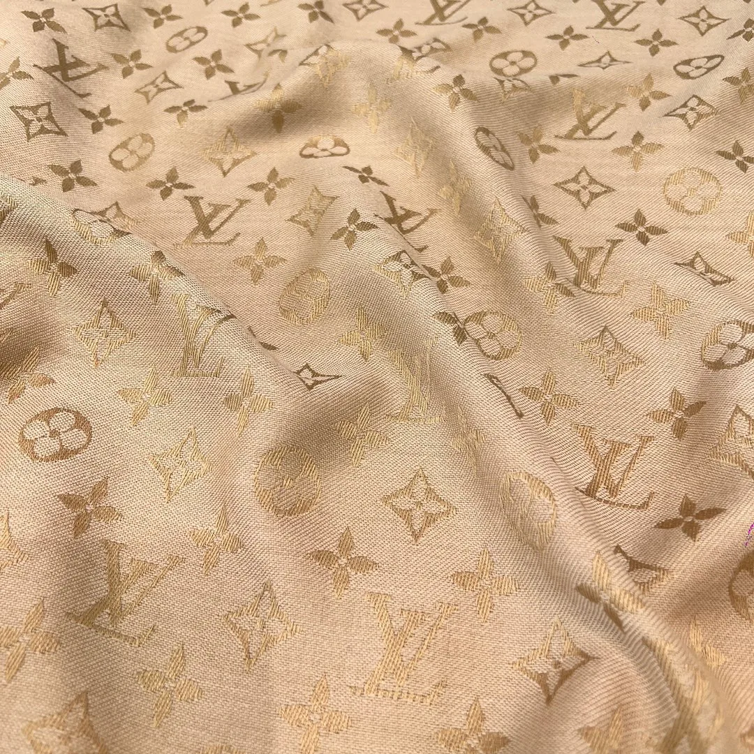 Scarves LOUIS VUITTON 17805249