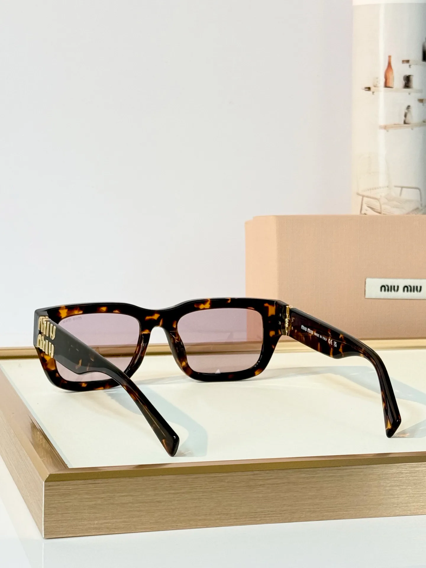 Glasses MIU MIU 18117970