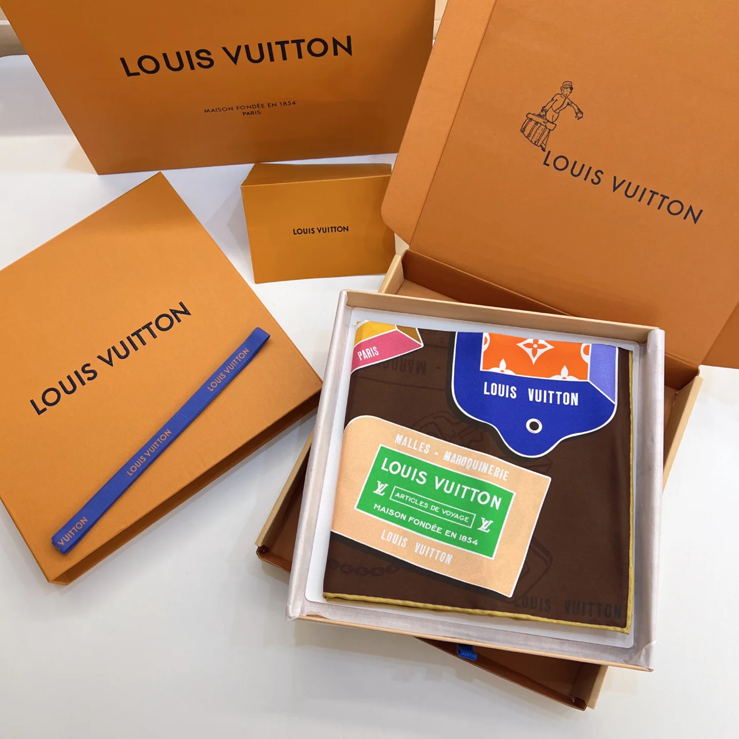 Silk Scarves LOUIS VUITTON 16885842