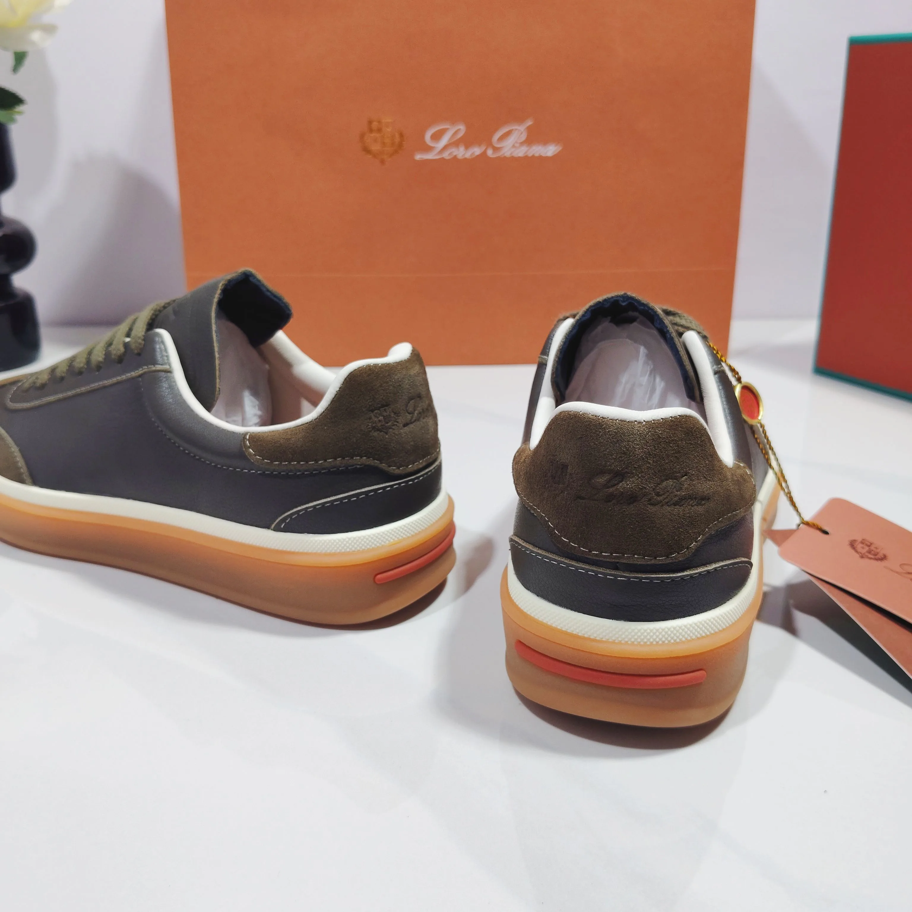 Women's Sneakers LORO PIANA 17961988