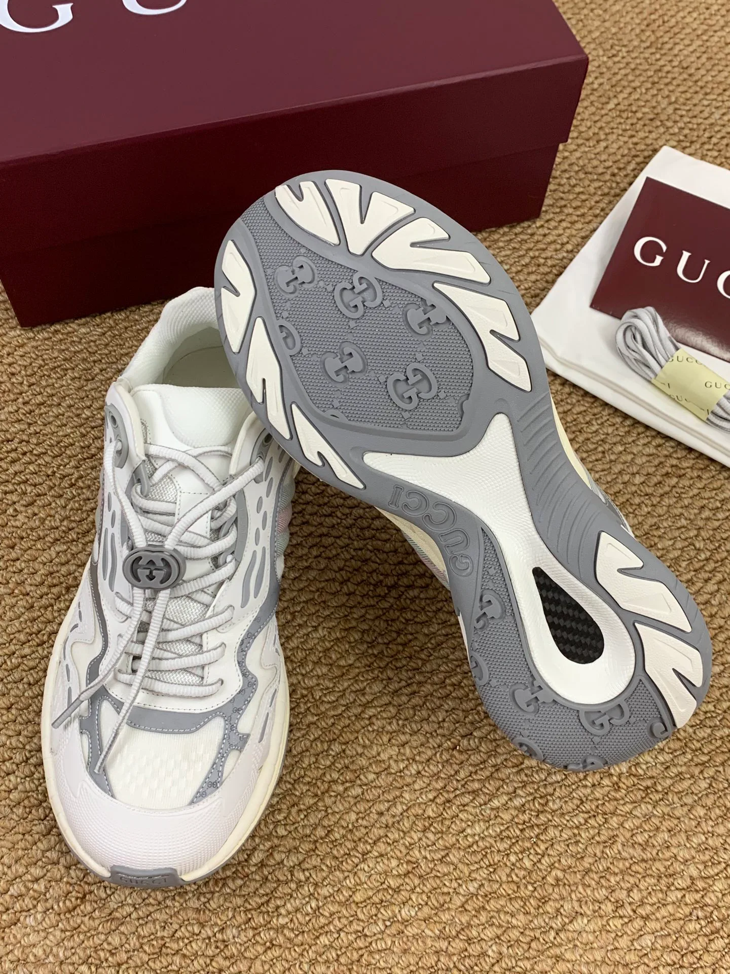 Women's Sneakers GUCCI 17545256