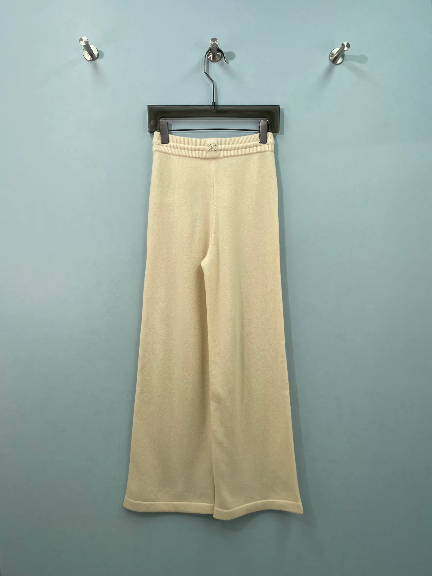 Women's Trousers CHANEL 18259925