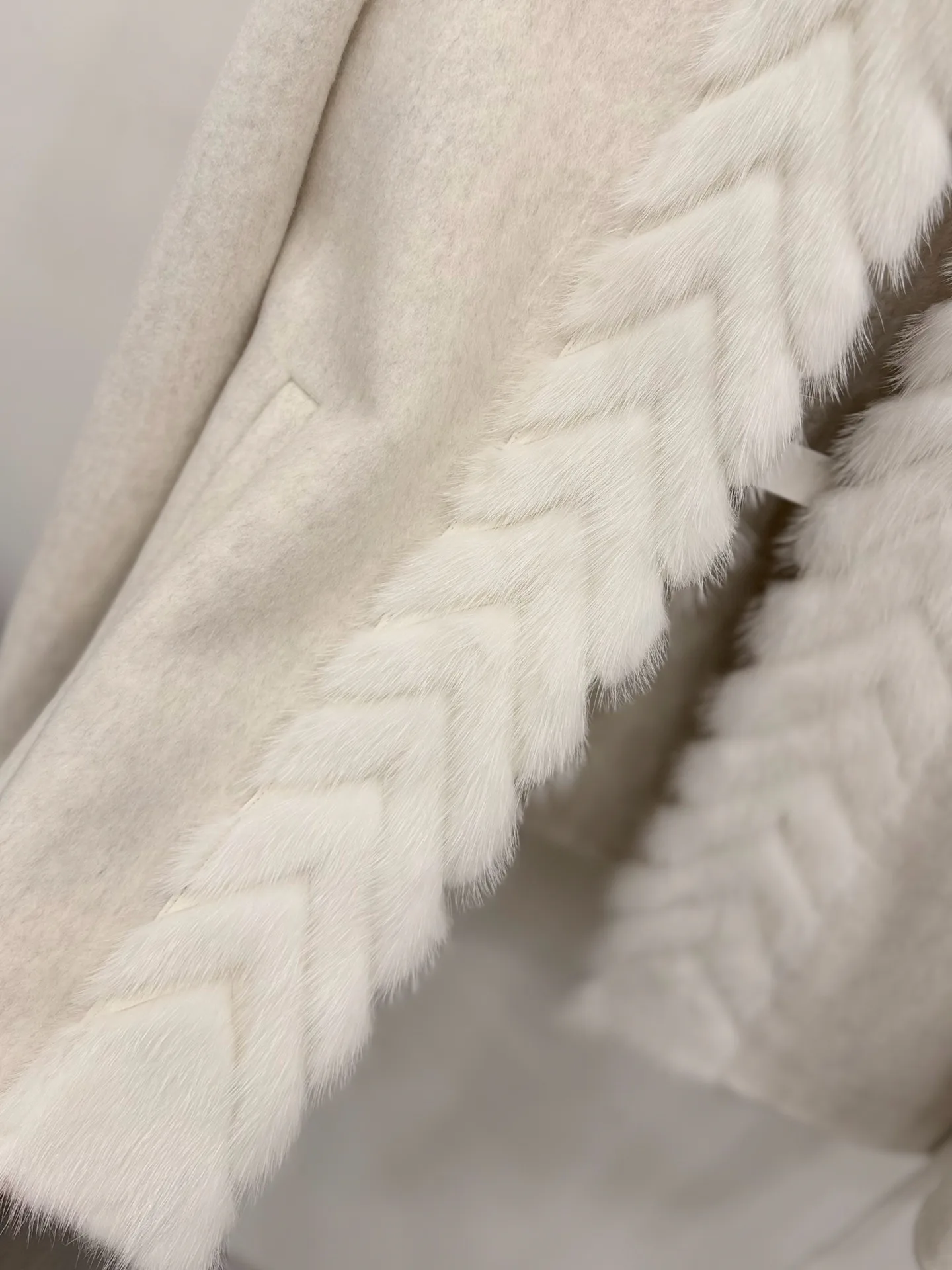 Women's Coats LORO PIANA 18528349