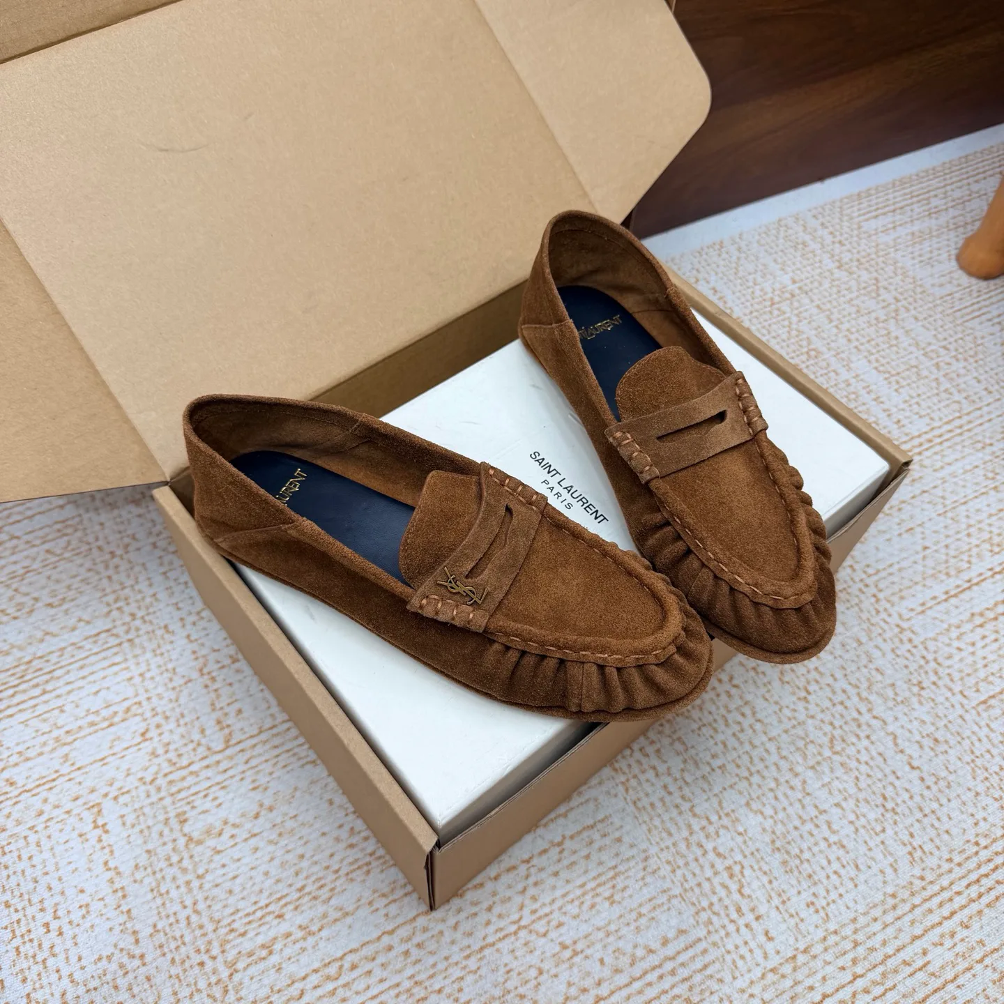 Women's Loafers And Moccasins SAINT LAURENT 18104178