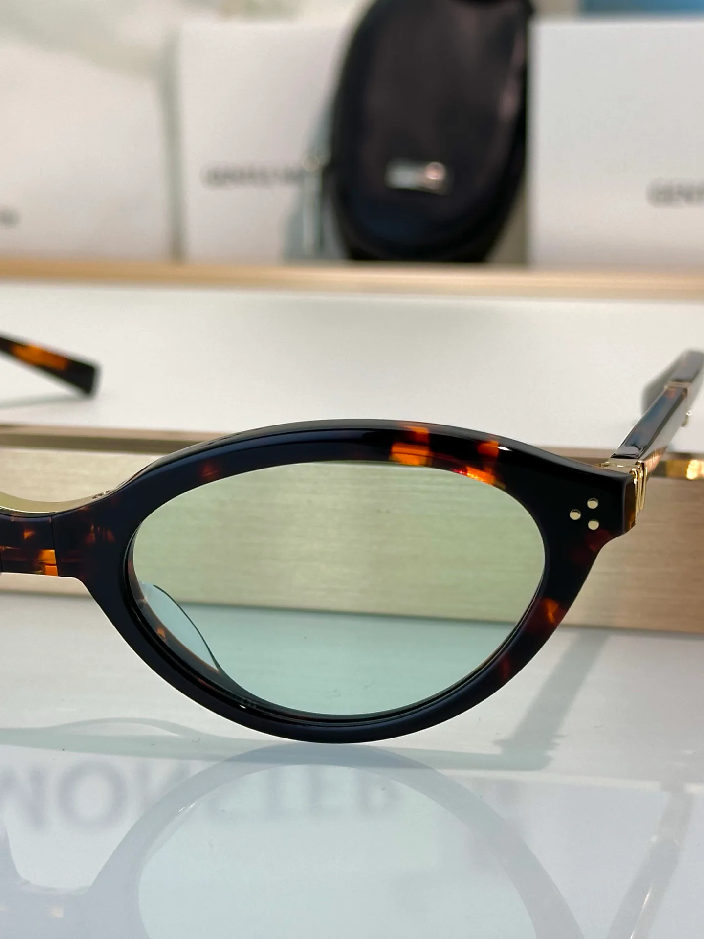 Glasses GENTLE MONSTER 17535226