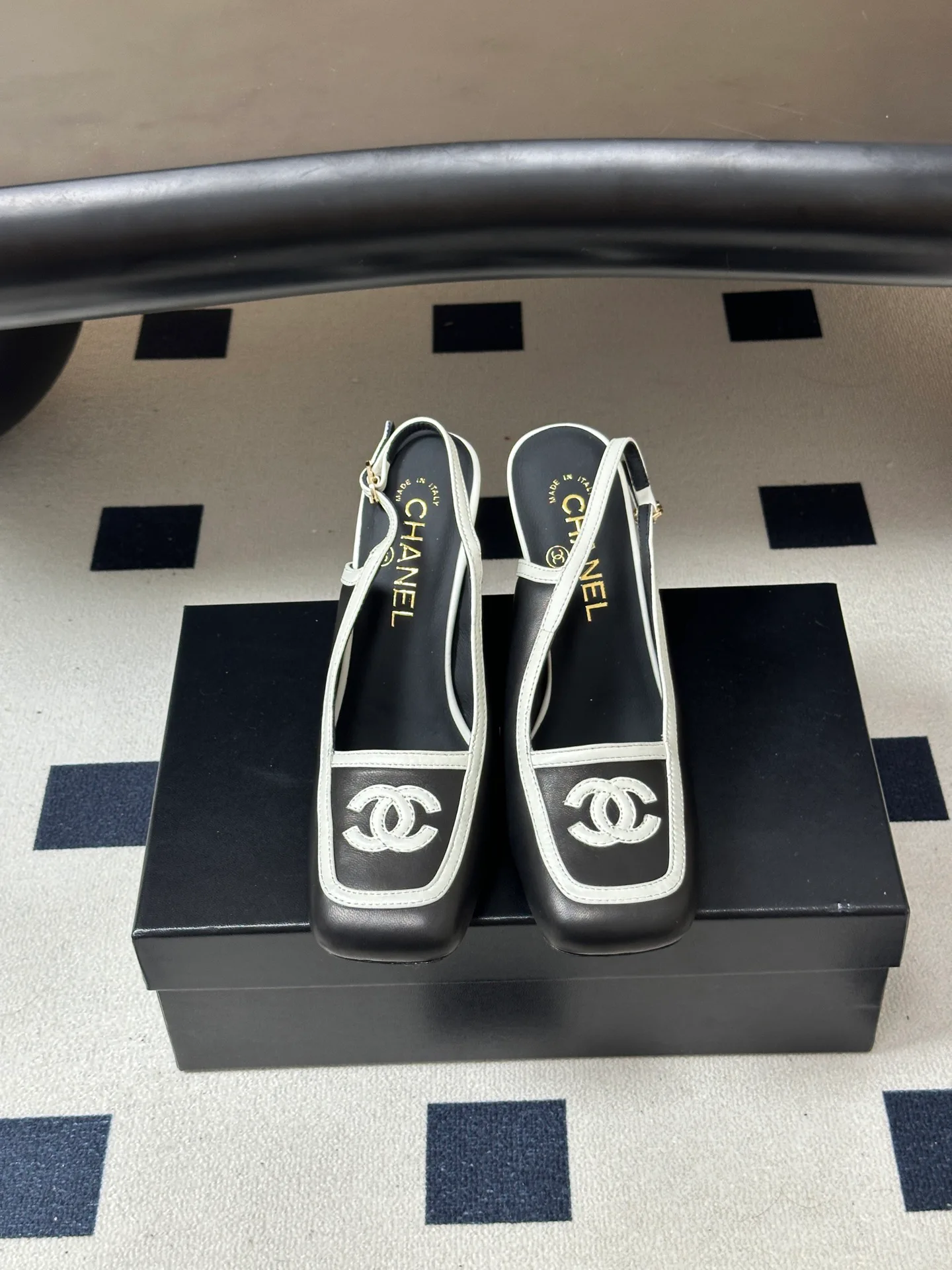 Women's Open-Toe Sandals CHANEL 18041926