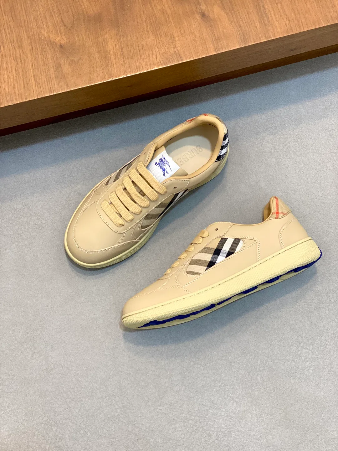 Men's Sneakers BURBERRY 17420360