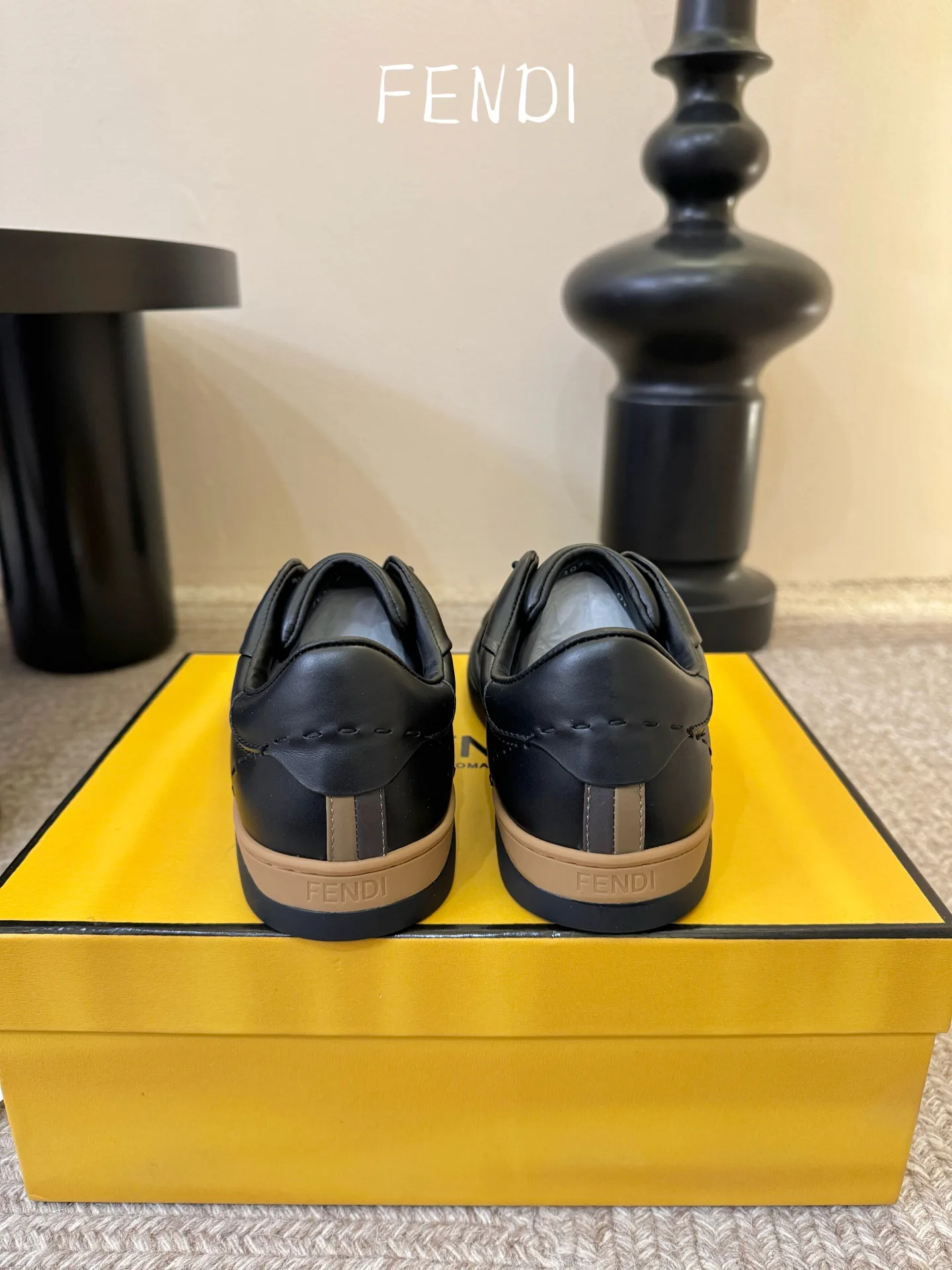 Women's Sneakers FENDI 17562242
