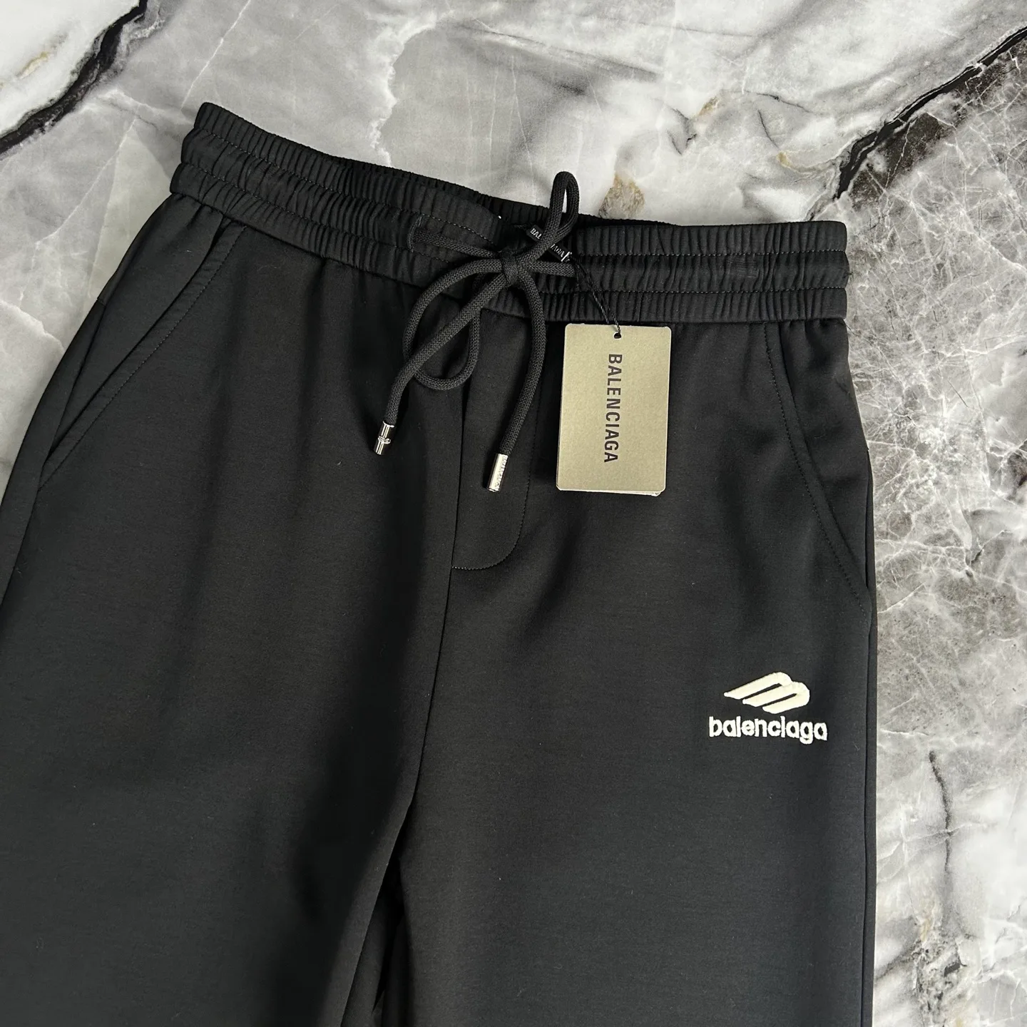 Men's Trousers BALENCIAGA 17642136