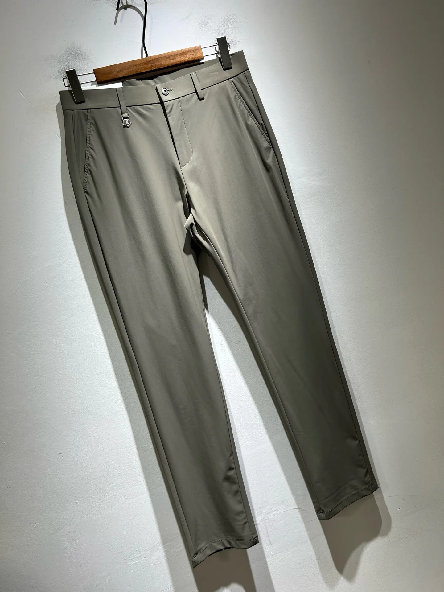 Men's Trousers ZEGNA 18081000