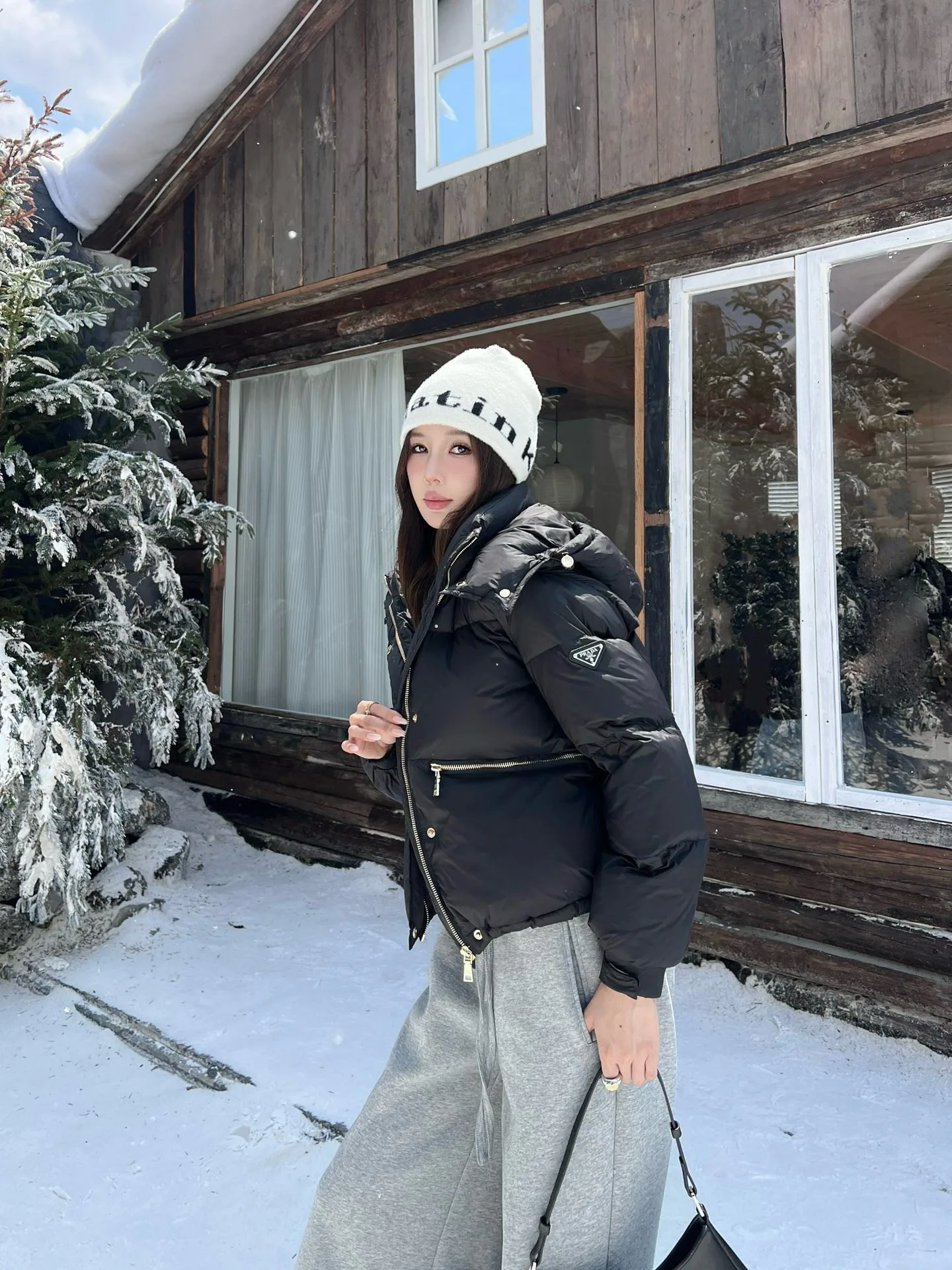 Women's Jackets And Down Jackets PRADA 18334600