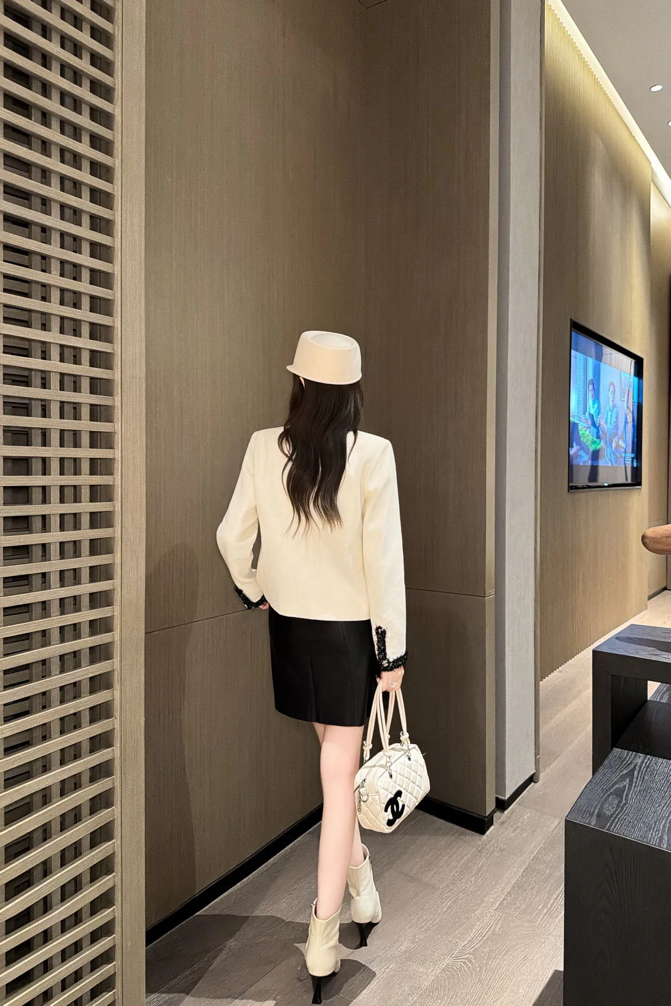 Women's Blazers CHANEL 18428952