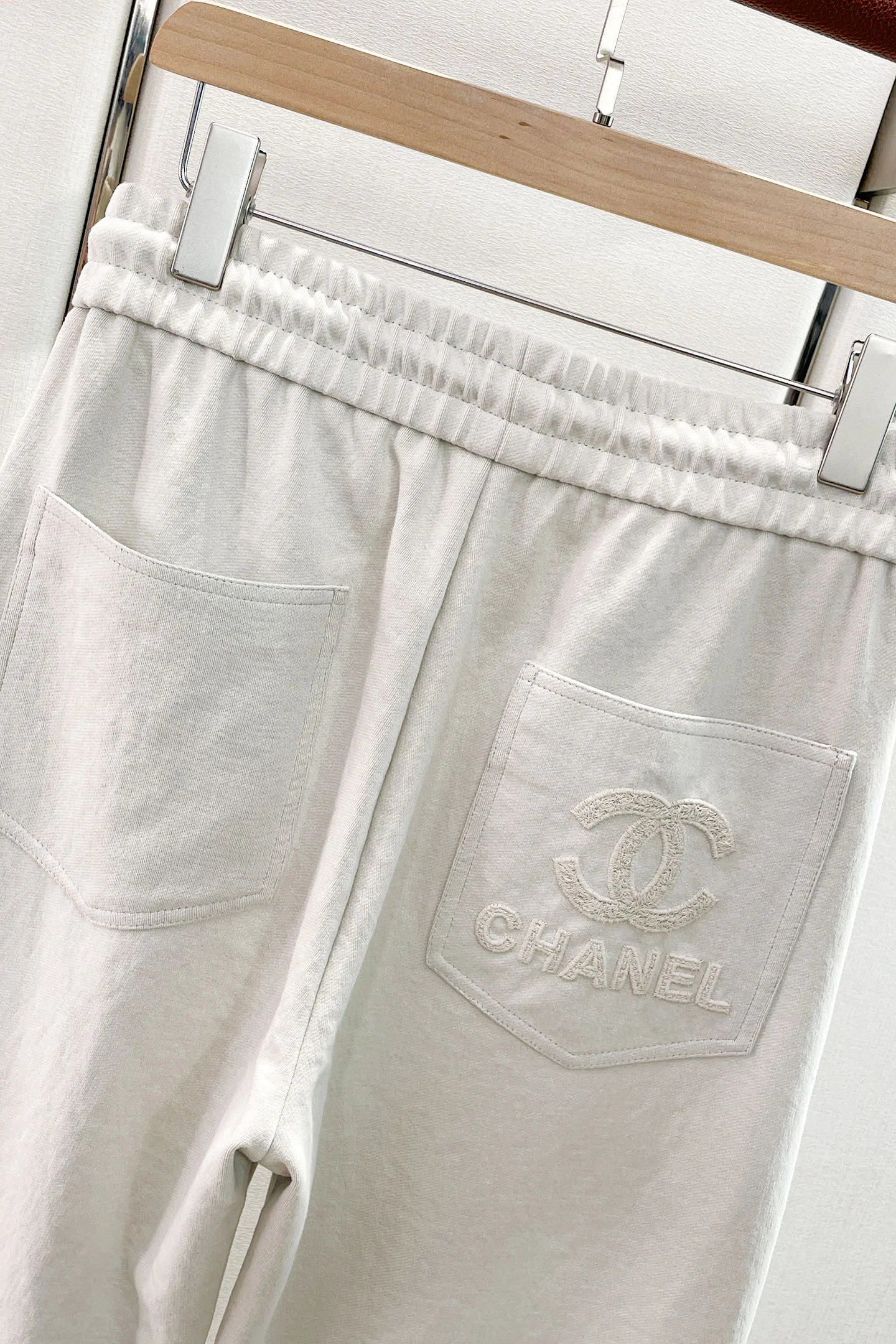 Men's Trousers CHANEL 18345682