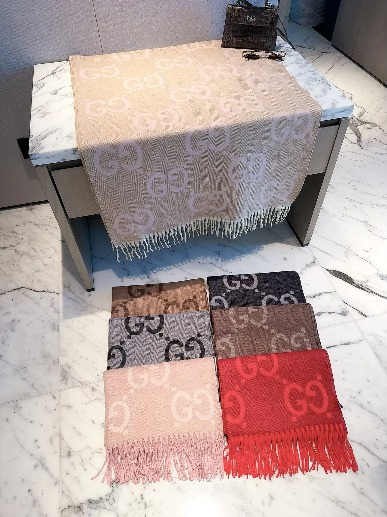 Scarves GUCCI 18222755