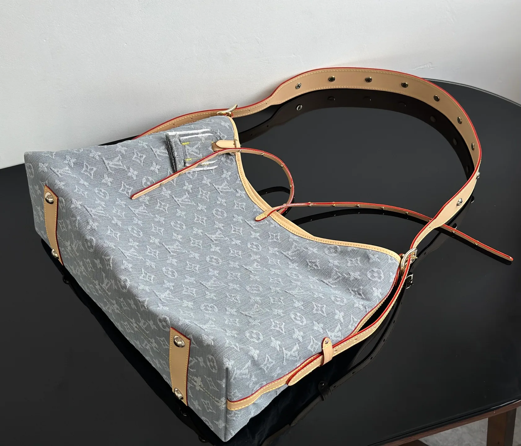 Women's Classic Handbags LOUIS VUITTON 18376402