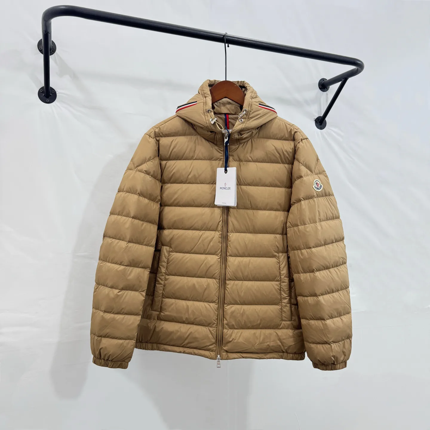 Men's Jackets And Down Jackets MONCLER 18335609