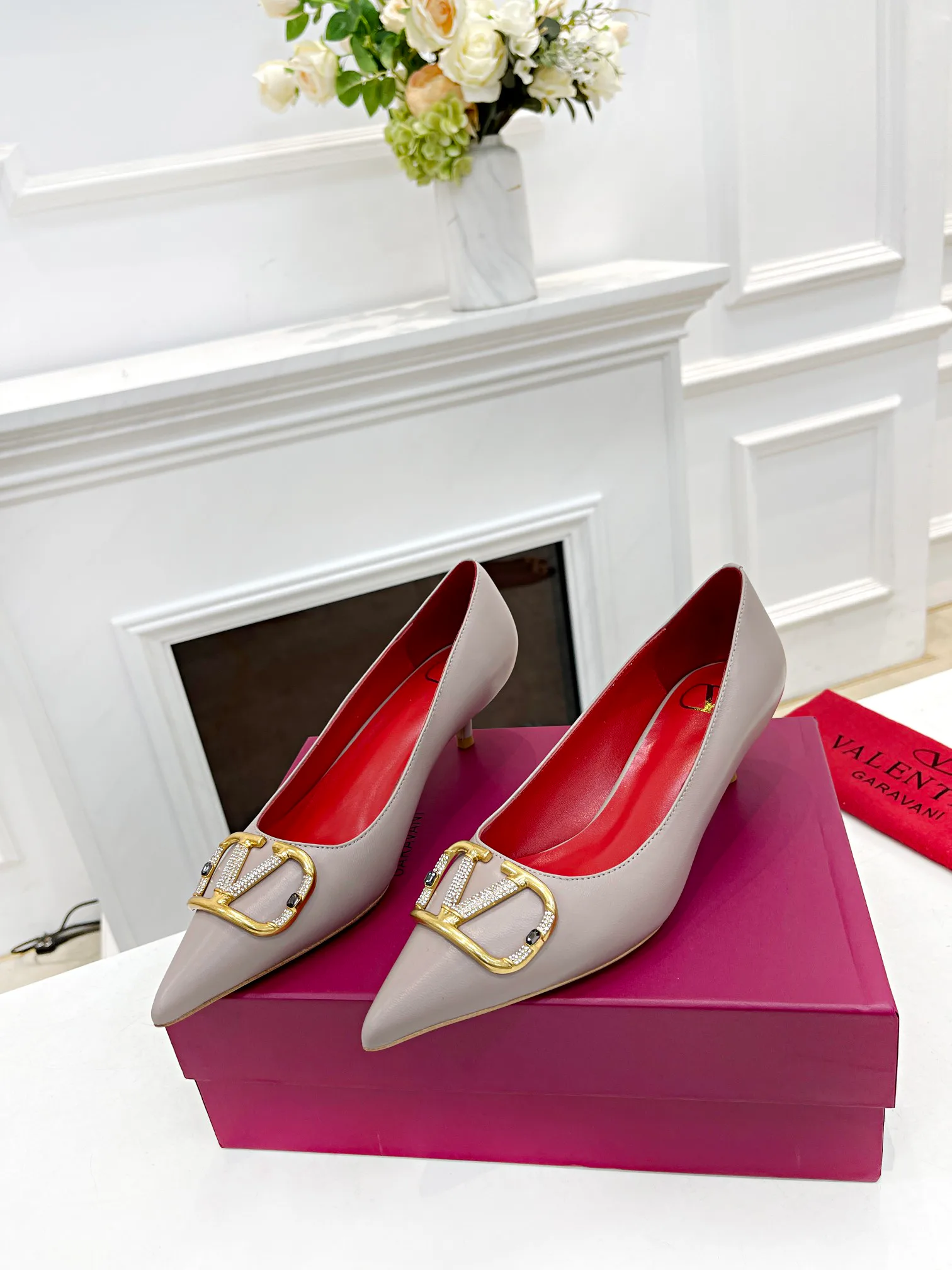 Women's Heels VALENTINO 17956840