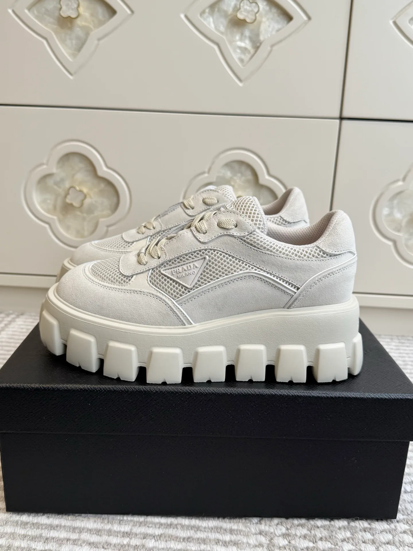 Women's Sneakers PRADA 18261280
