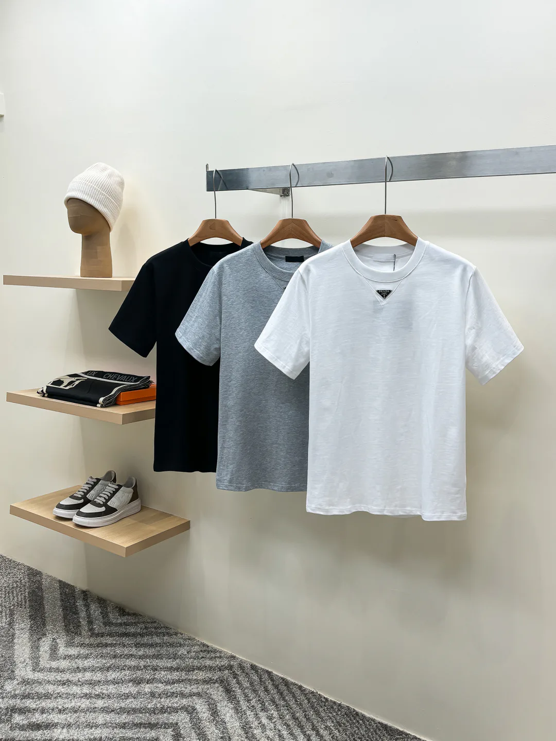 Men's T-Shirts PRADA 18499316