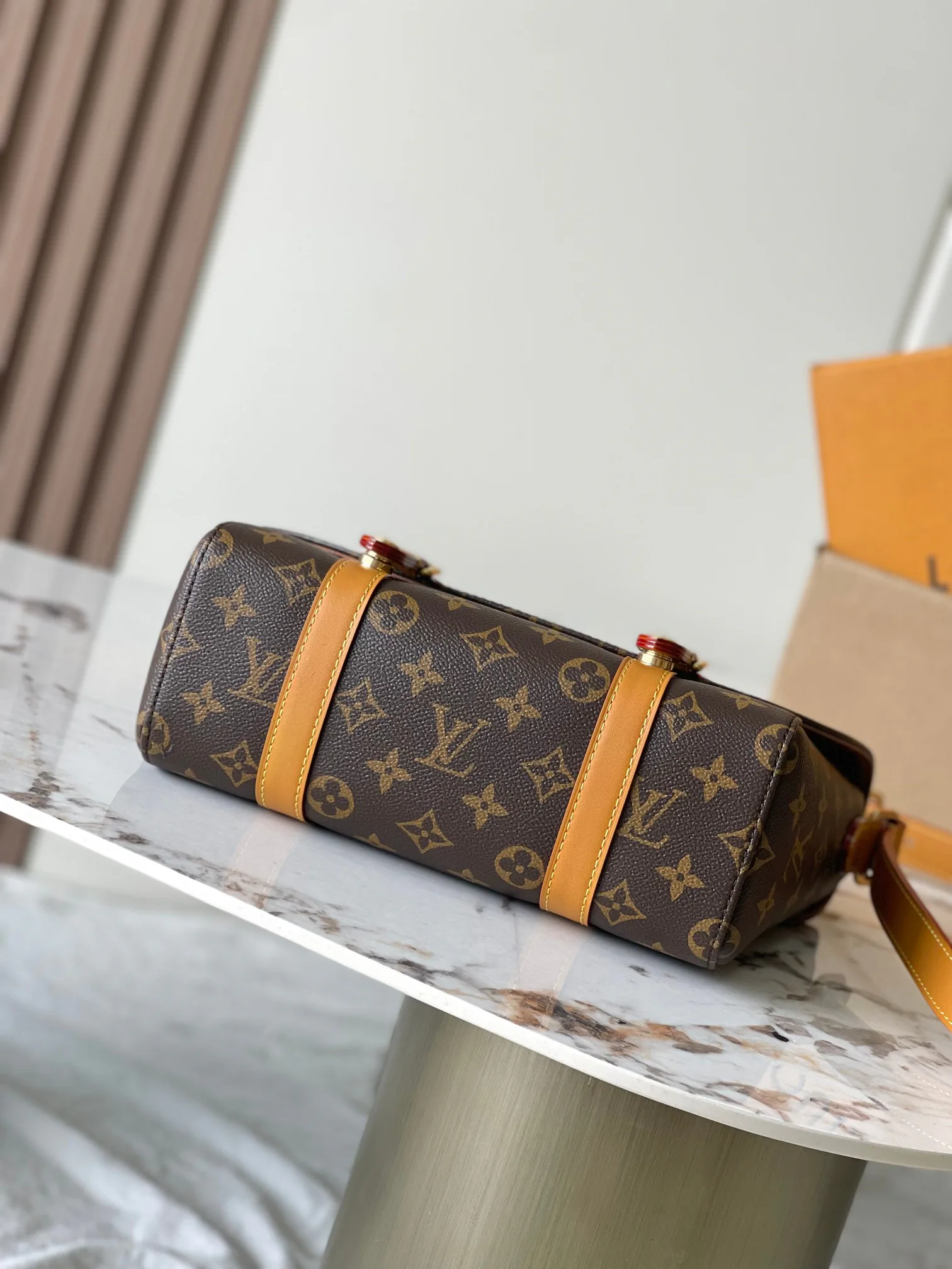Women's Classic Handbags LOUIS VUITTON 18521090