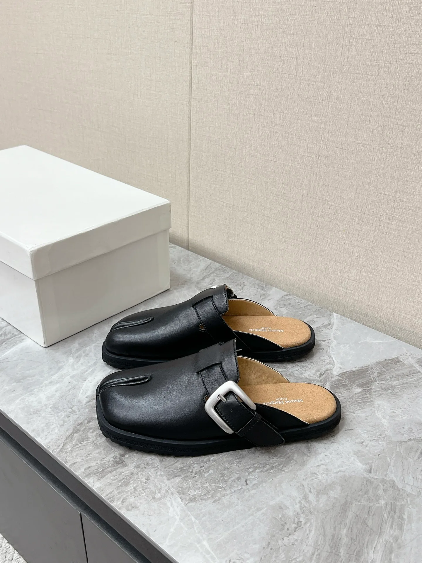 Women's Mules And Clogs MAISON MARGIELA 17955126