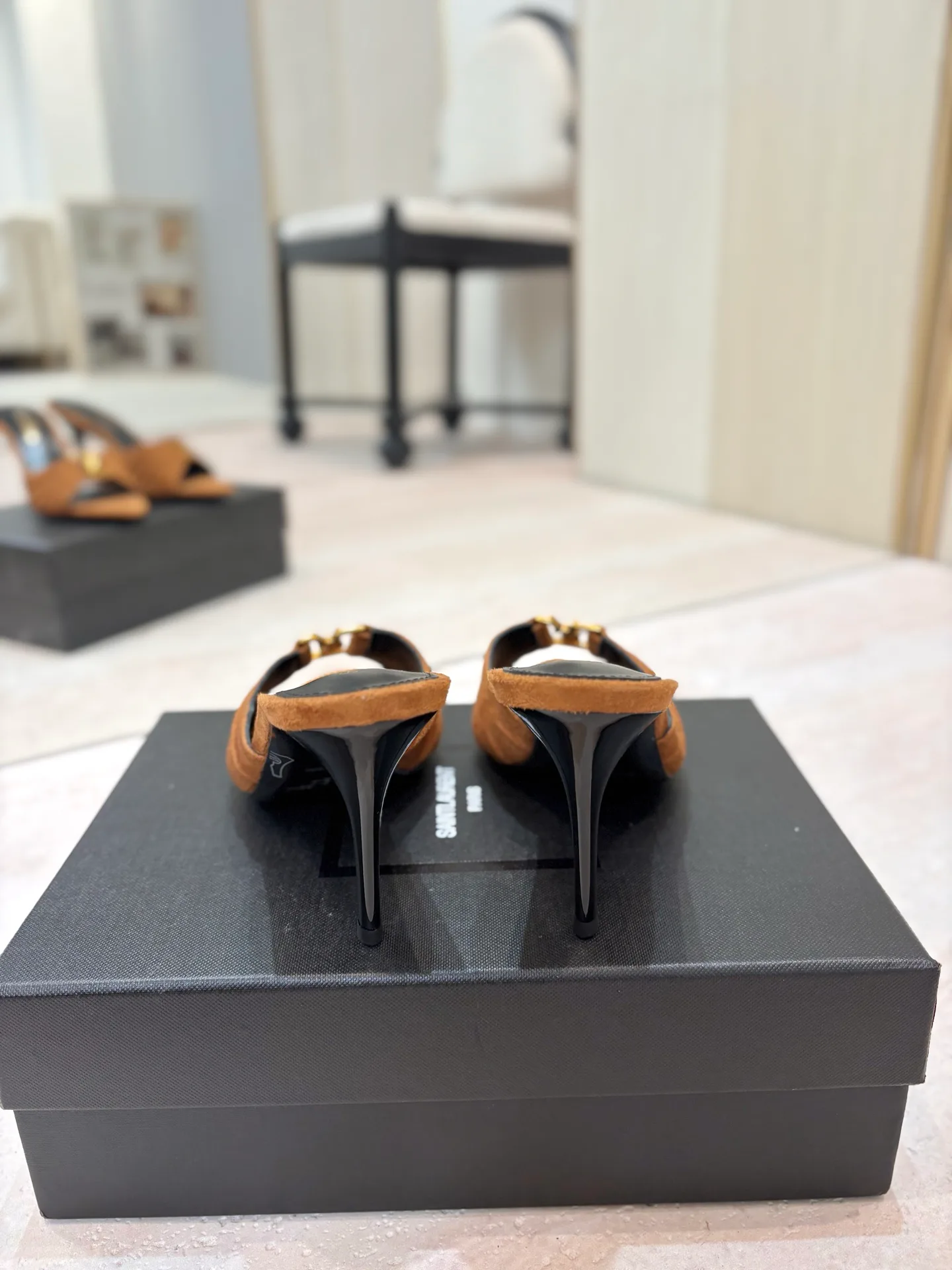 Women's Mules And Clogs SAINT LAURENT 17476015