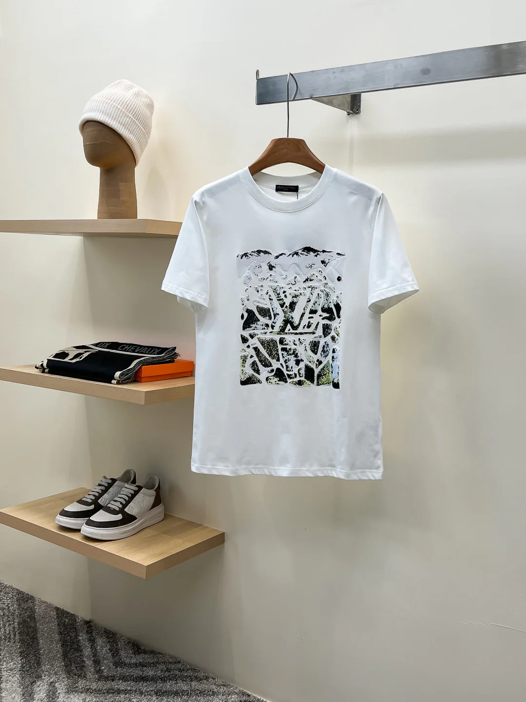 Men's T-Shirts LOUIS VUITTON 18499282