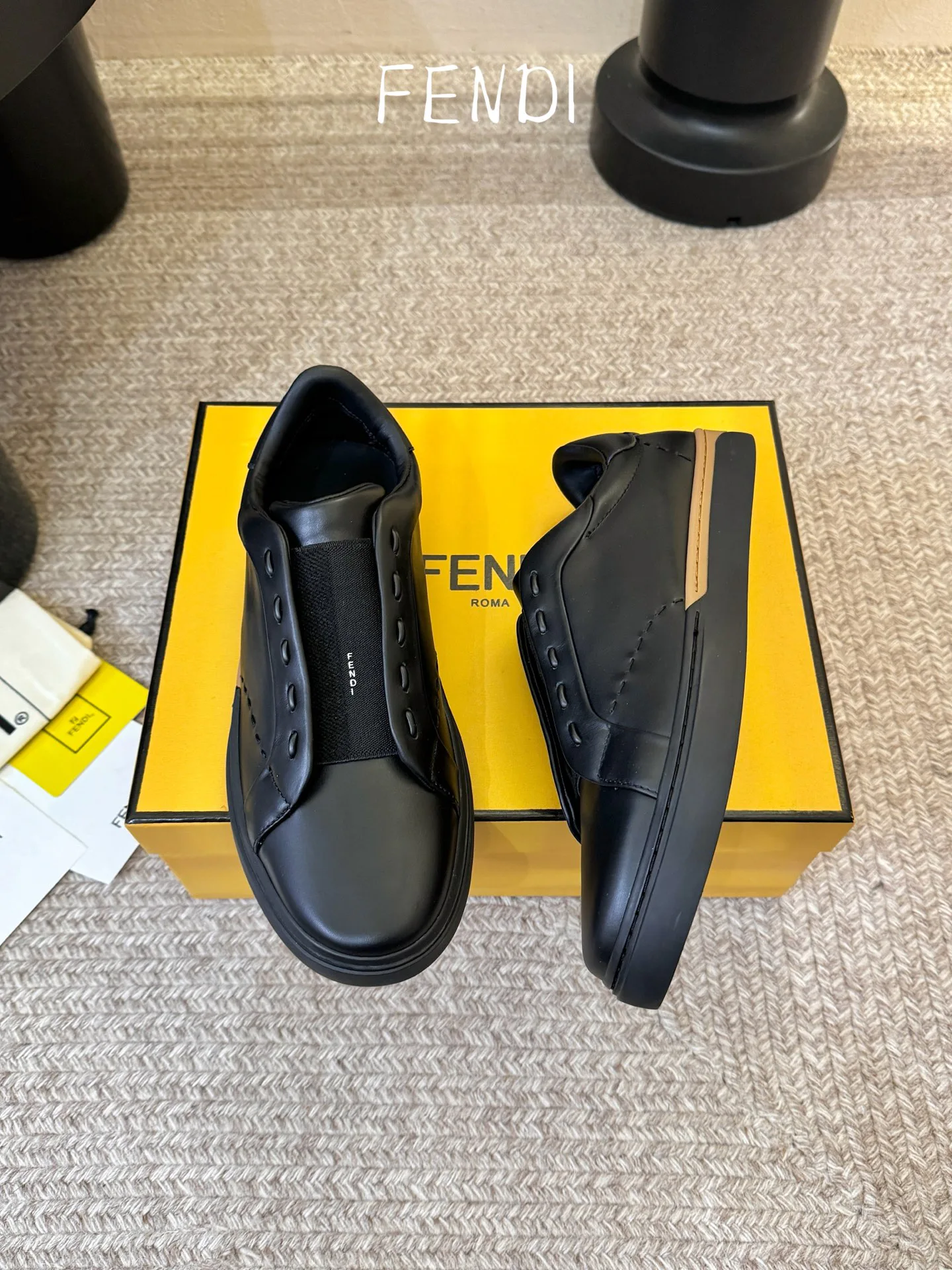 Women's Sneakers FENDI 17562242