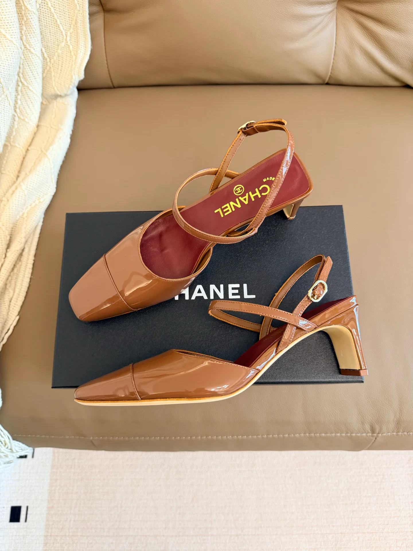 Women's Open-Toe Sandals CHANEL 17510574