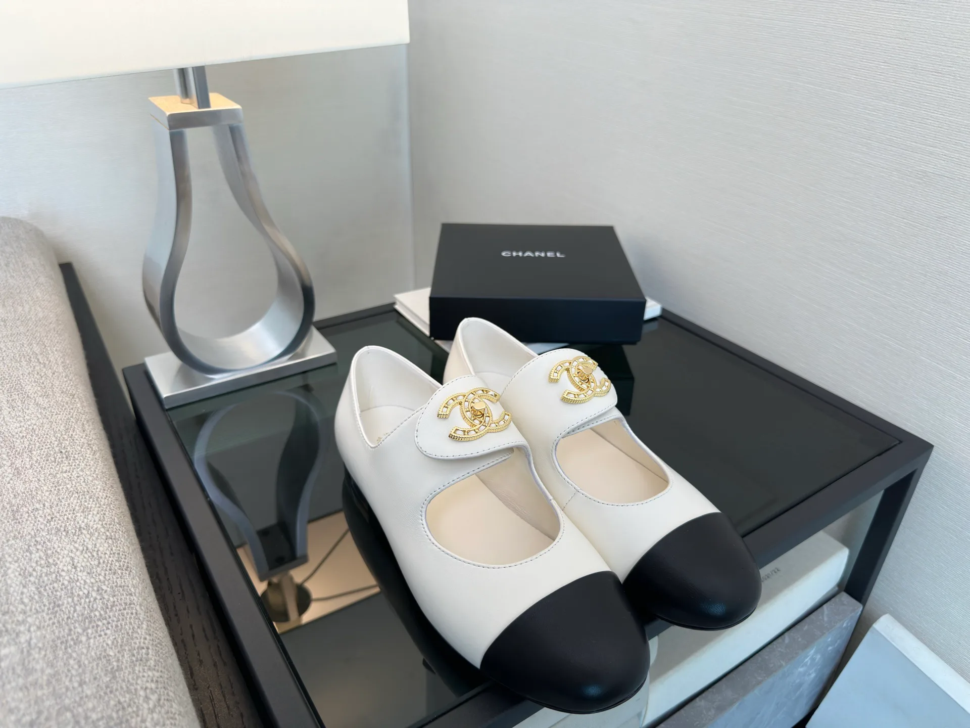 Women's Heels CHANEL 18402003