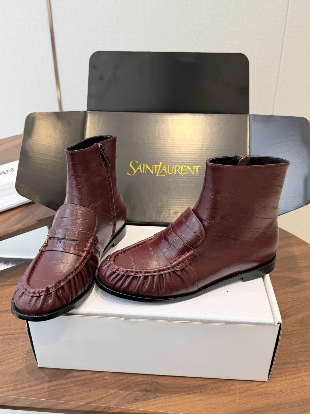 Women's Booties SAINT LAURENT 18357299