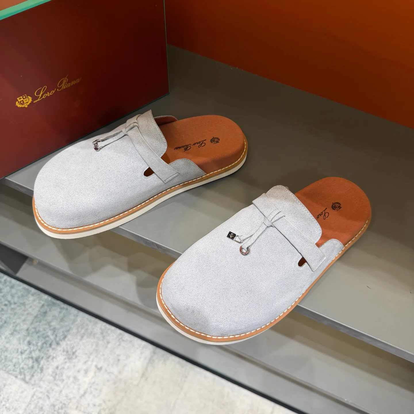Women's Mules And Clogs LORO PIANA 18400753