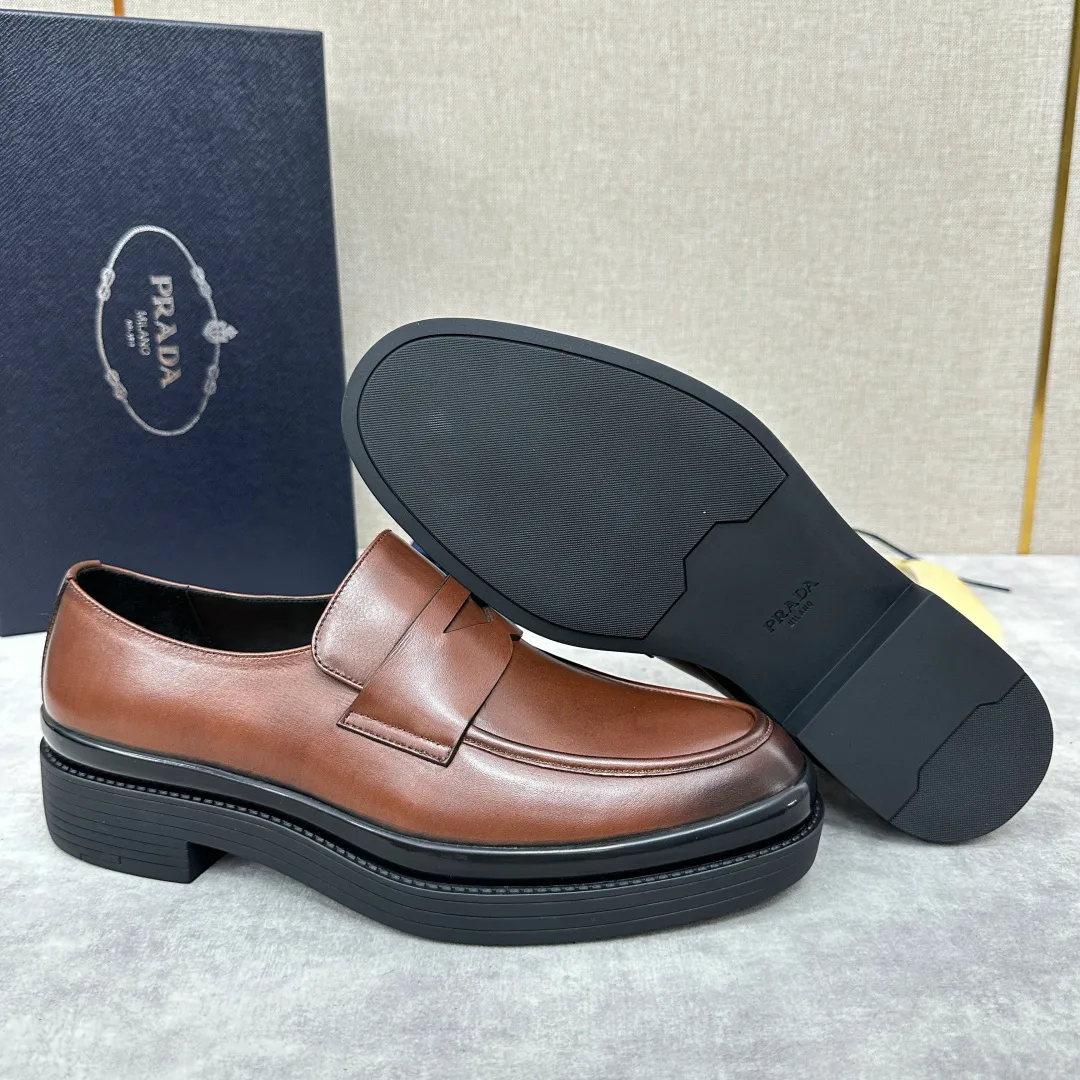 Men's Loafers And Dress Shoes PRADA 18397555