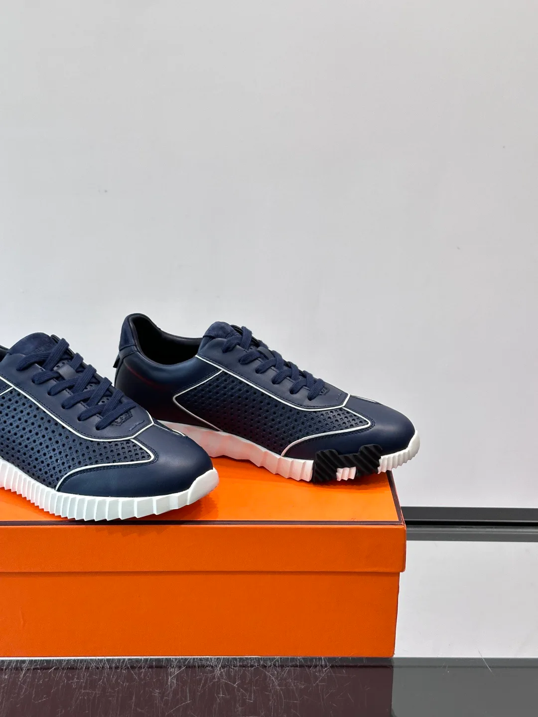 Women's Sneakers HERMES 18102088