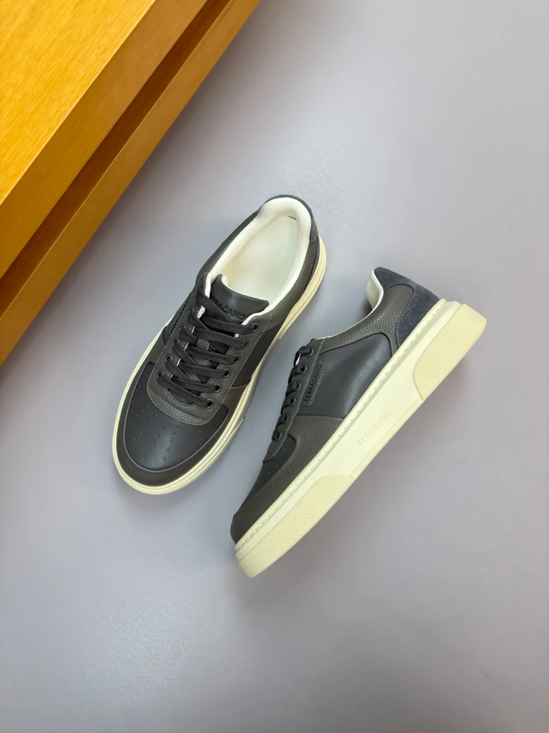 Men's Sneakers SALVATORE FERRAGAMO 17042094