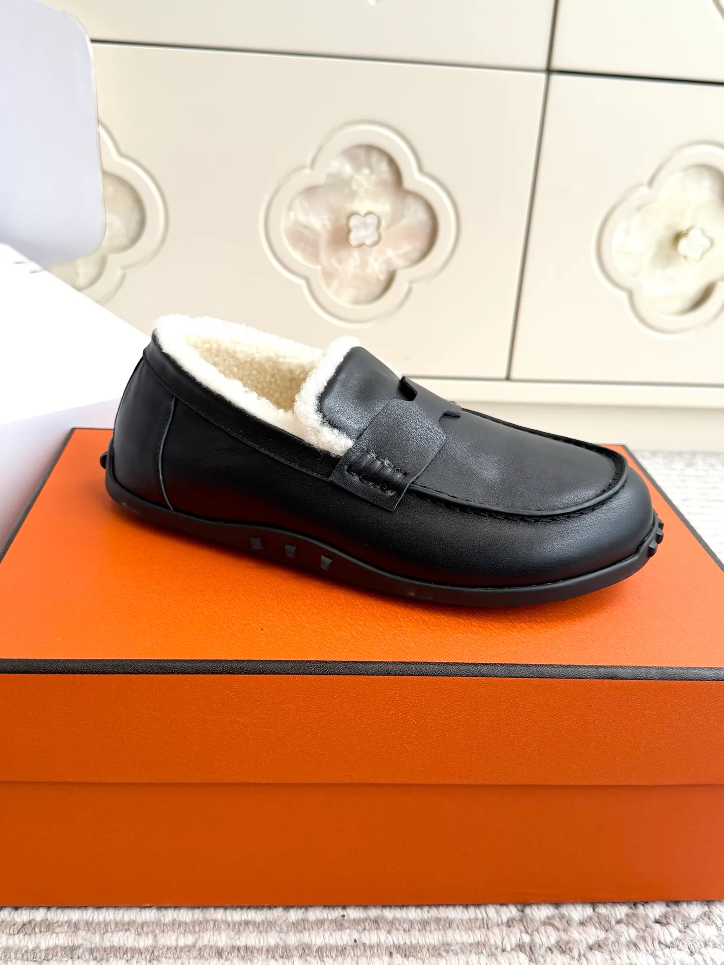 Women's Loafers And Moccasins HERMES 18146449
