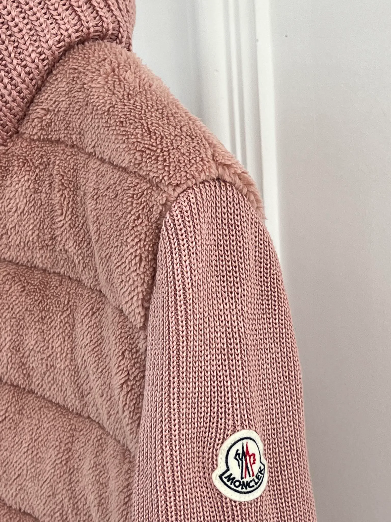 Women's Jackets And Down Jackets MONCLER 18416245