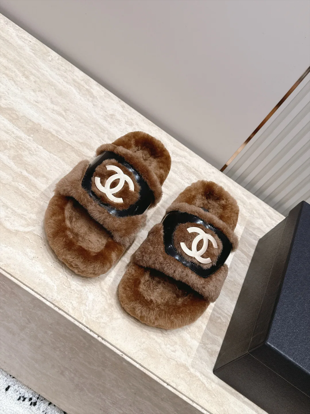 Women's Slippers CHANEL 18266282