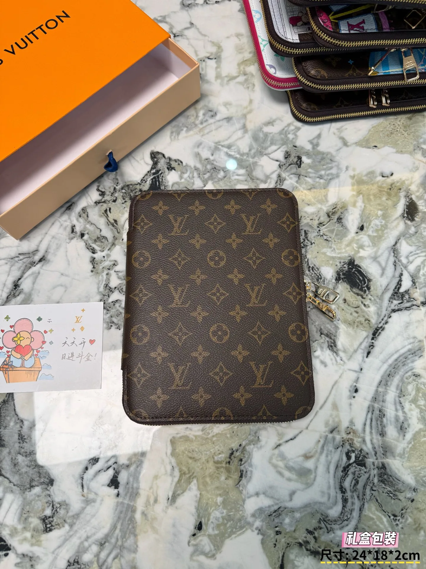 Women's Clutches LOUIS VUITTON 18013760
