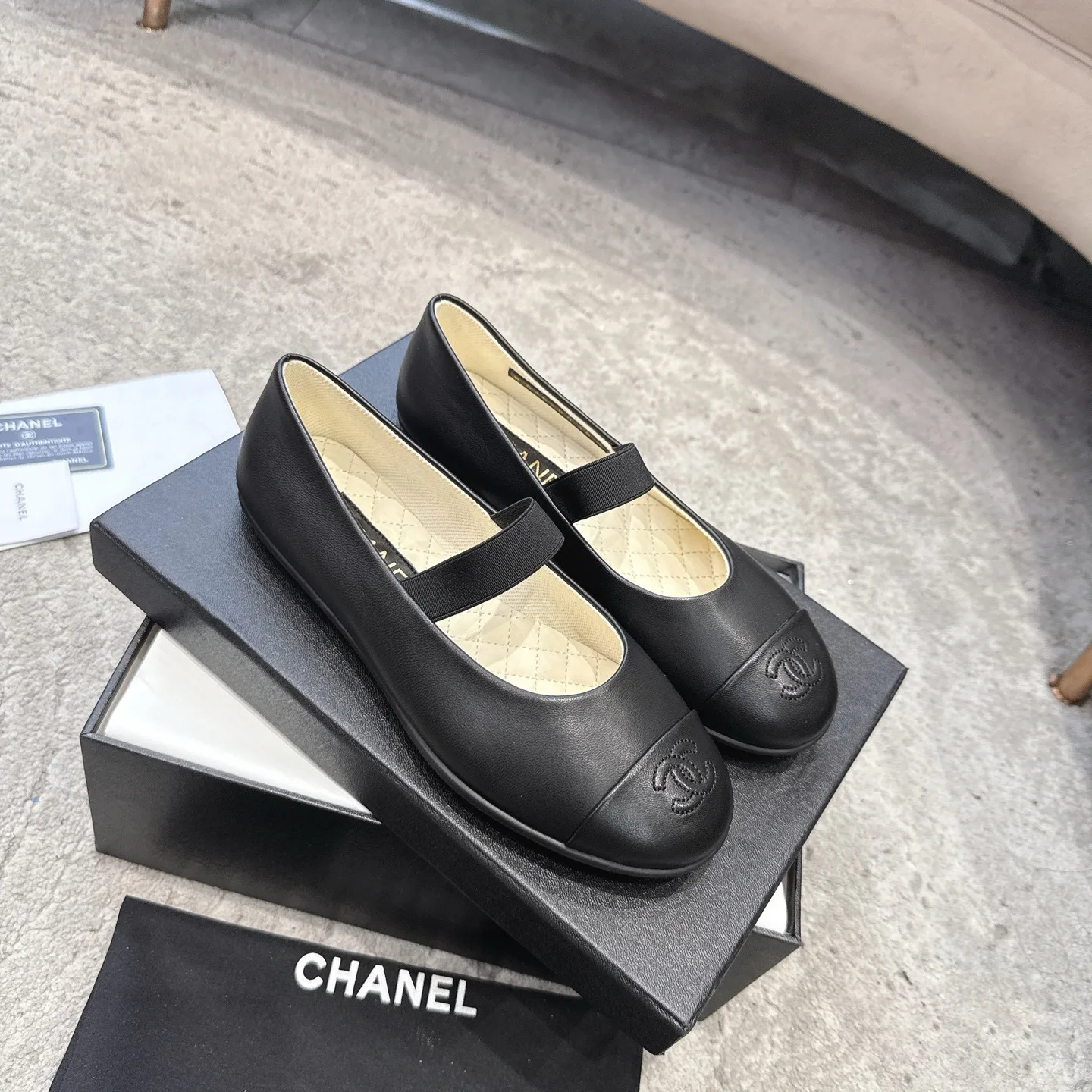 Women's Ballet Flats CHANEL 17302944