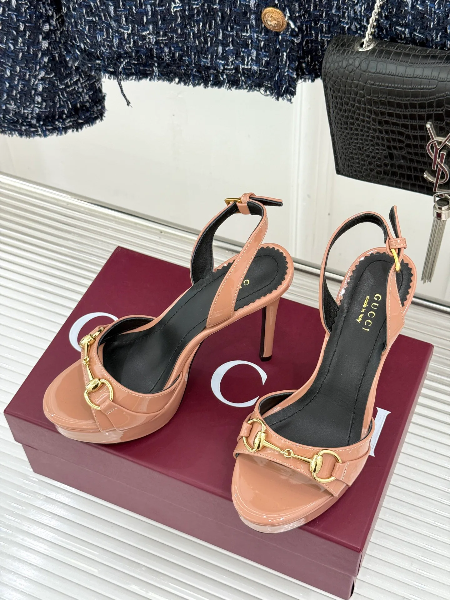 Women's Open-Toe Sandals GUCCI 17646533