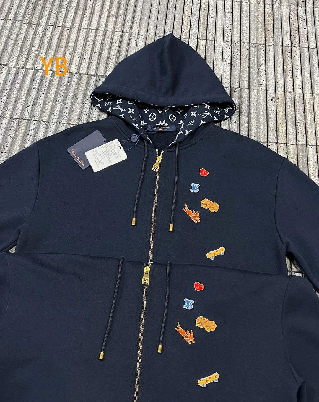 Men's Sweatshirts And Hoodies LOUIS VUITTON 17852634