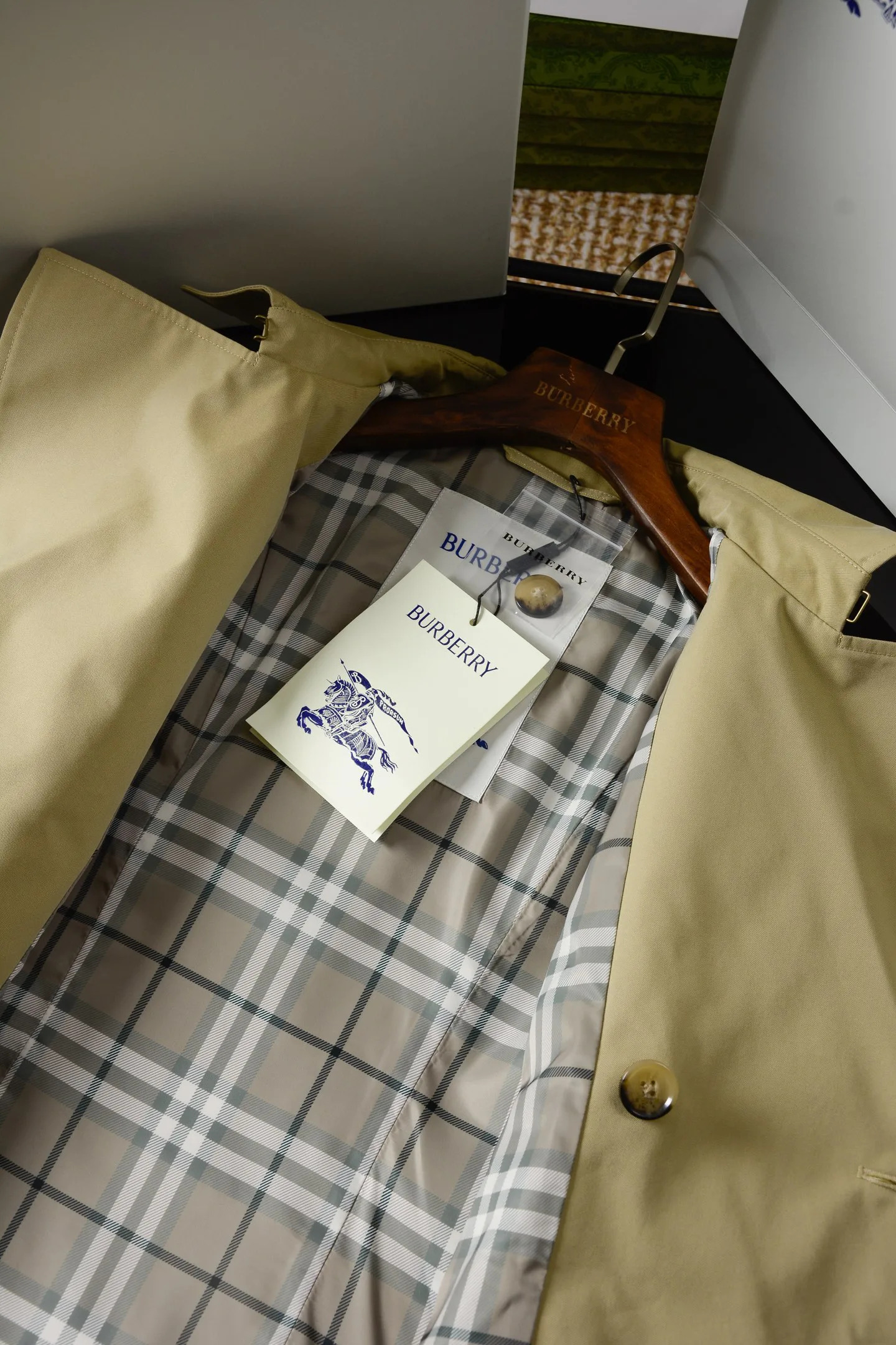 Women's Trench Coats BURBERRY 17906714
