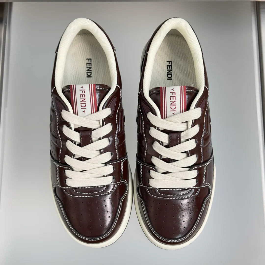 Women's Sneakers FENDI 17729636