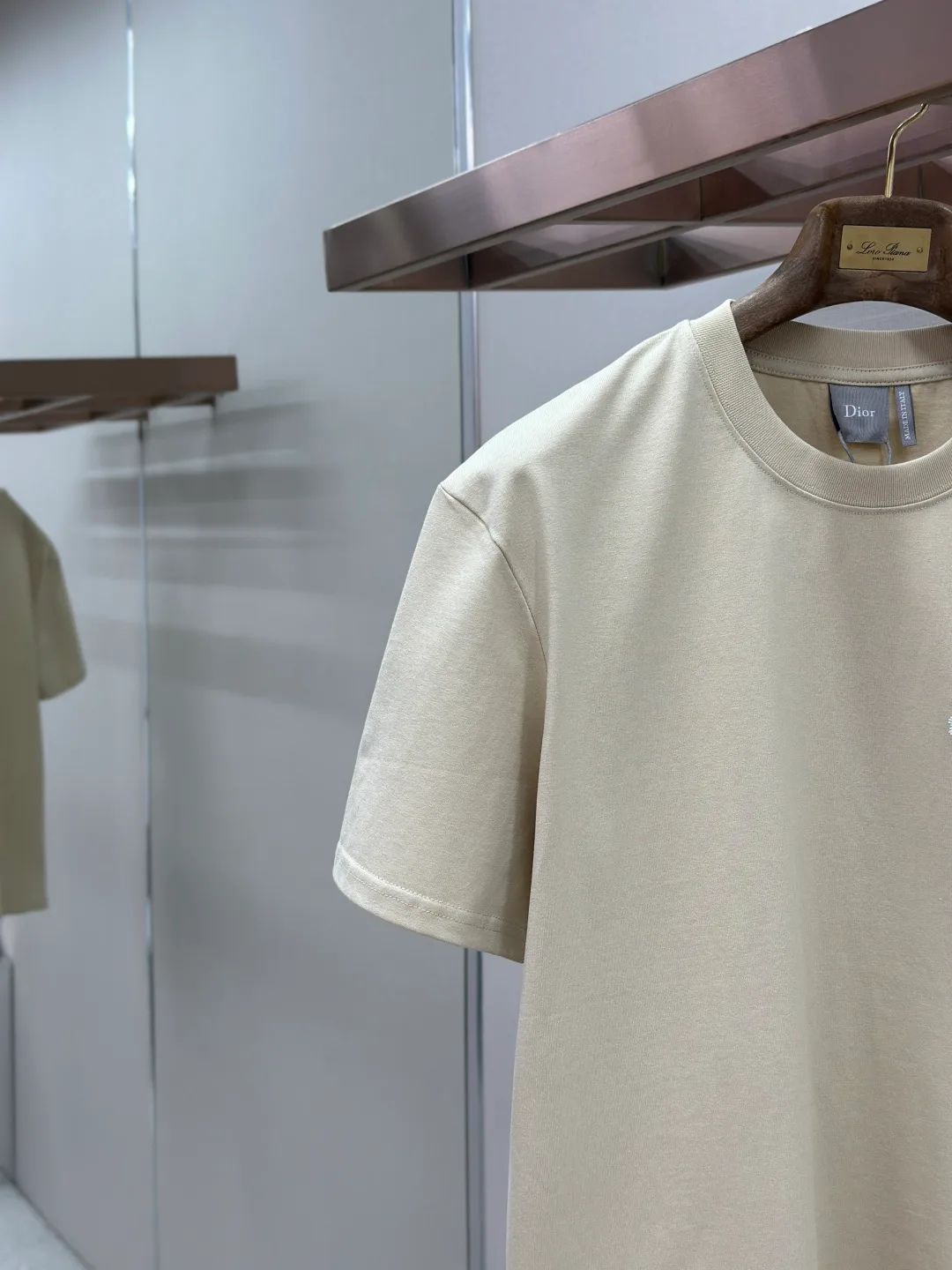 Women's T-Shirts CHRISTIAN DIOR 18191206