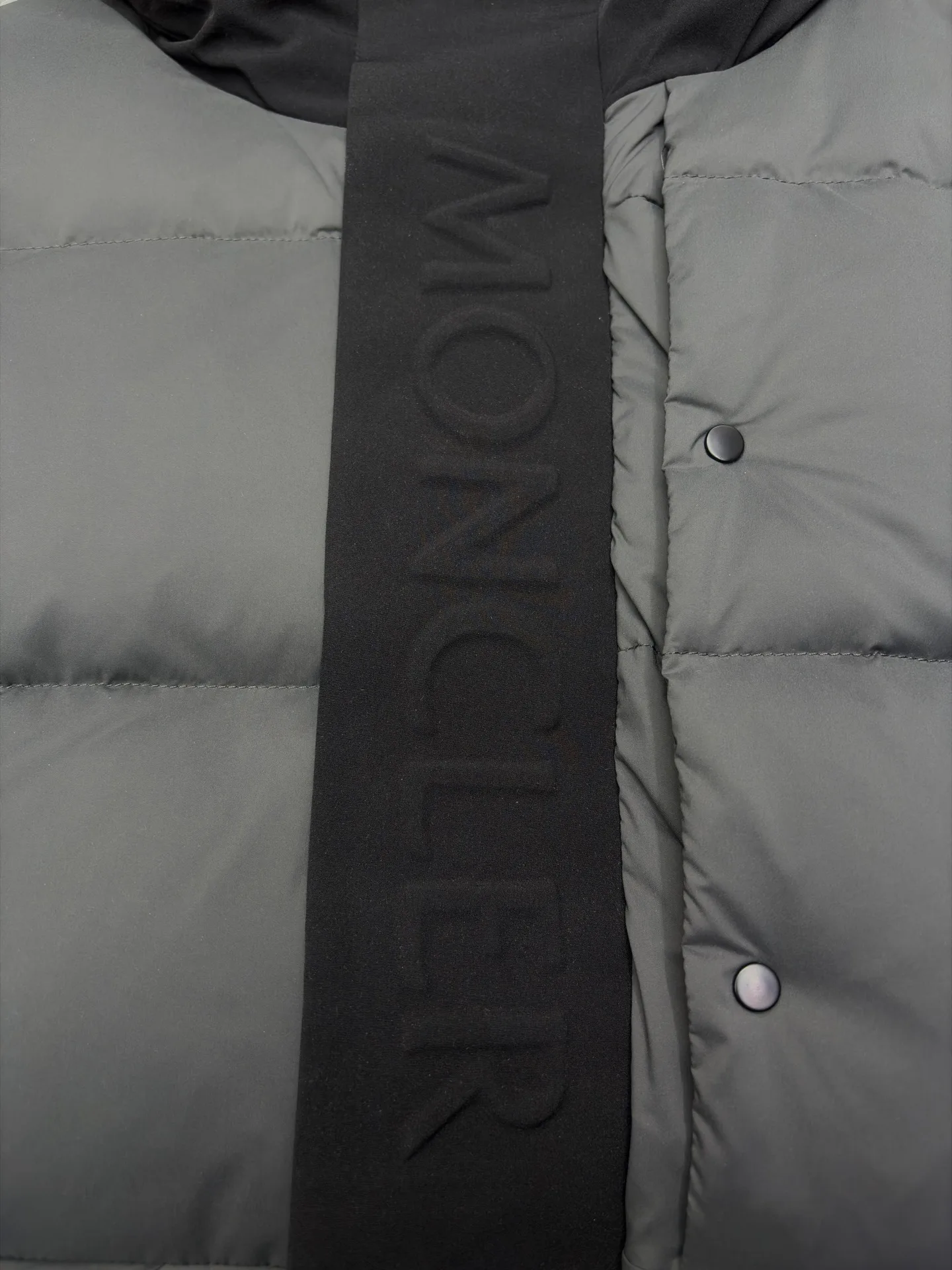 Men's Jackets And Down Jackets MONCLER 17568670