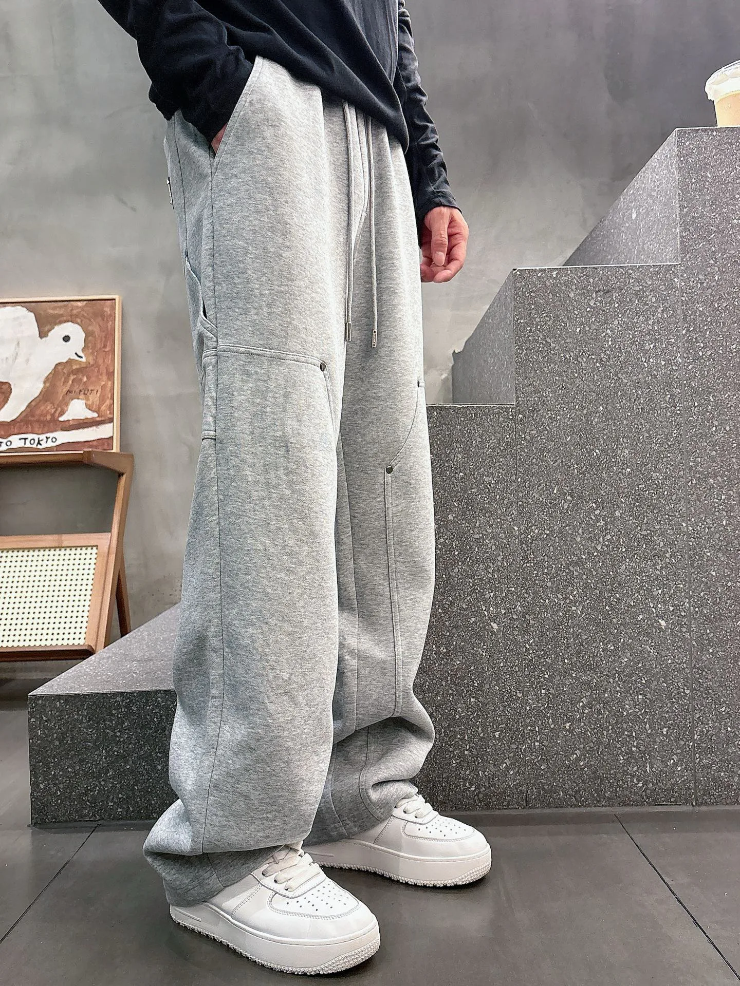 Men's Trousers PRADA 18399257